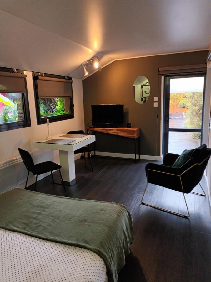 Chambre D'Hotes "Riad Des Baudieres" Bourg-en-Bresse Bagian luar foto
